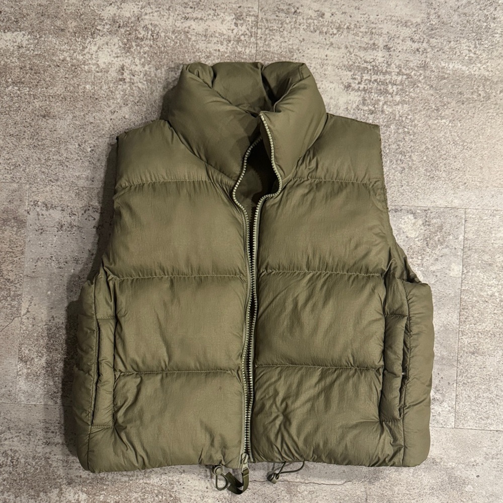 Madewell Cropped Puffer Vest